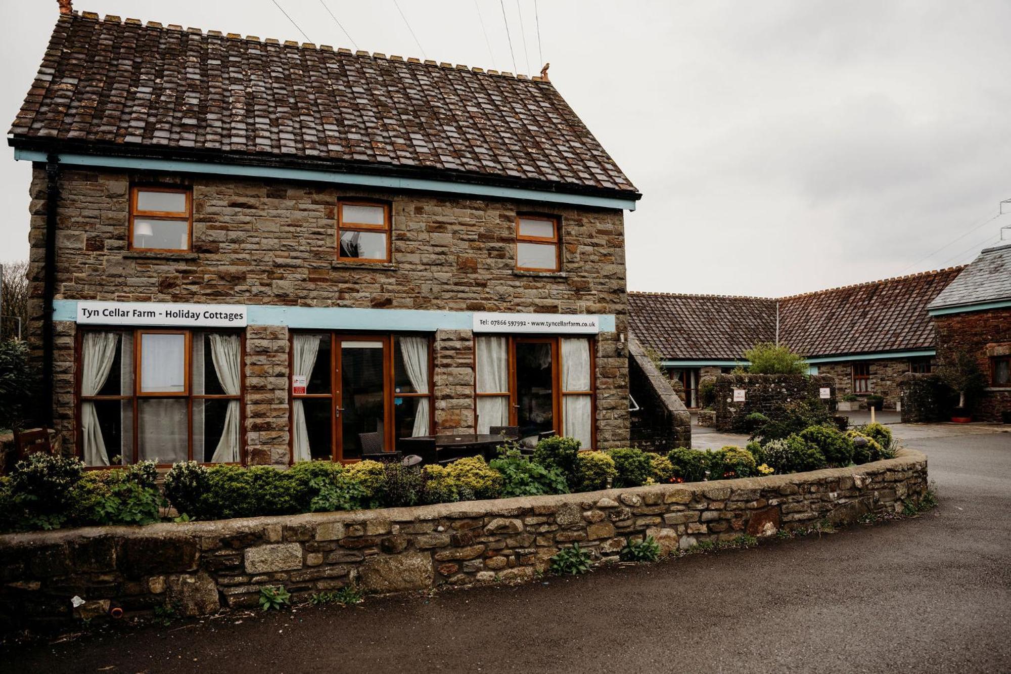 The Barn B&B ポート・タルボット エクステリア 写真